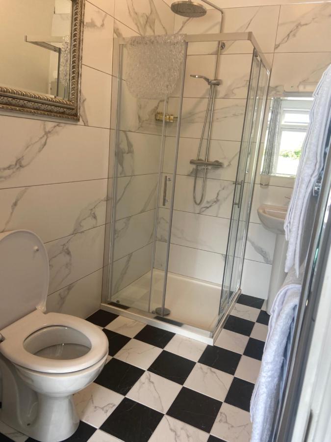 مبيت وإفطار دينغل Adams Townhouse المظهر الخارجي الصورة
