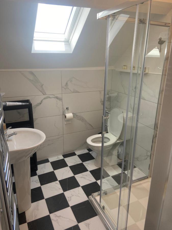 مبيت وإفطار دينغل Adams Townhouse المظهر الخارجي الصورة